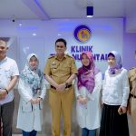 Bupati Barru Ir. H. Suardi Saleh, M.Si meresmikan Gedung Klinik Tiara Nusantara