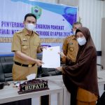 Bupati Barru Serahkan SK Kenaikan Pangkat ke 478 ASN