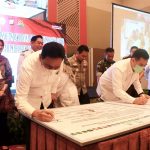 BUPATI BARRU MELAKUKAN PENANDATANGAN KOMITMEN BERSAMA TENTANG PENCAPAIAN GUGUS TUGAS PENCEGAHAN DAN PENANGANAN TINDAK PIDANA PERDAGANGAN ORANG (TPPO) DAN LAUNCHING DESA RAMAH PEREMPUAN DAN PEDULI ANAK (DRPPA)