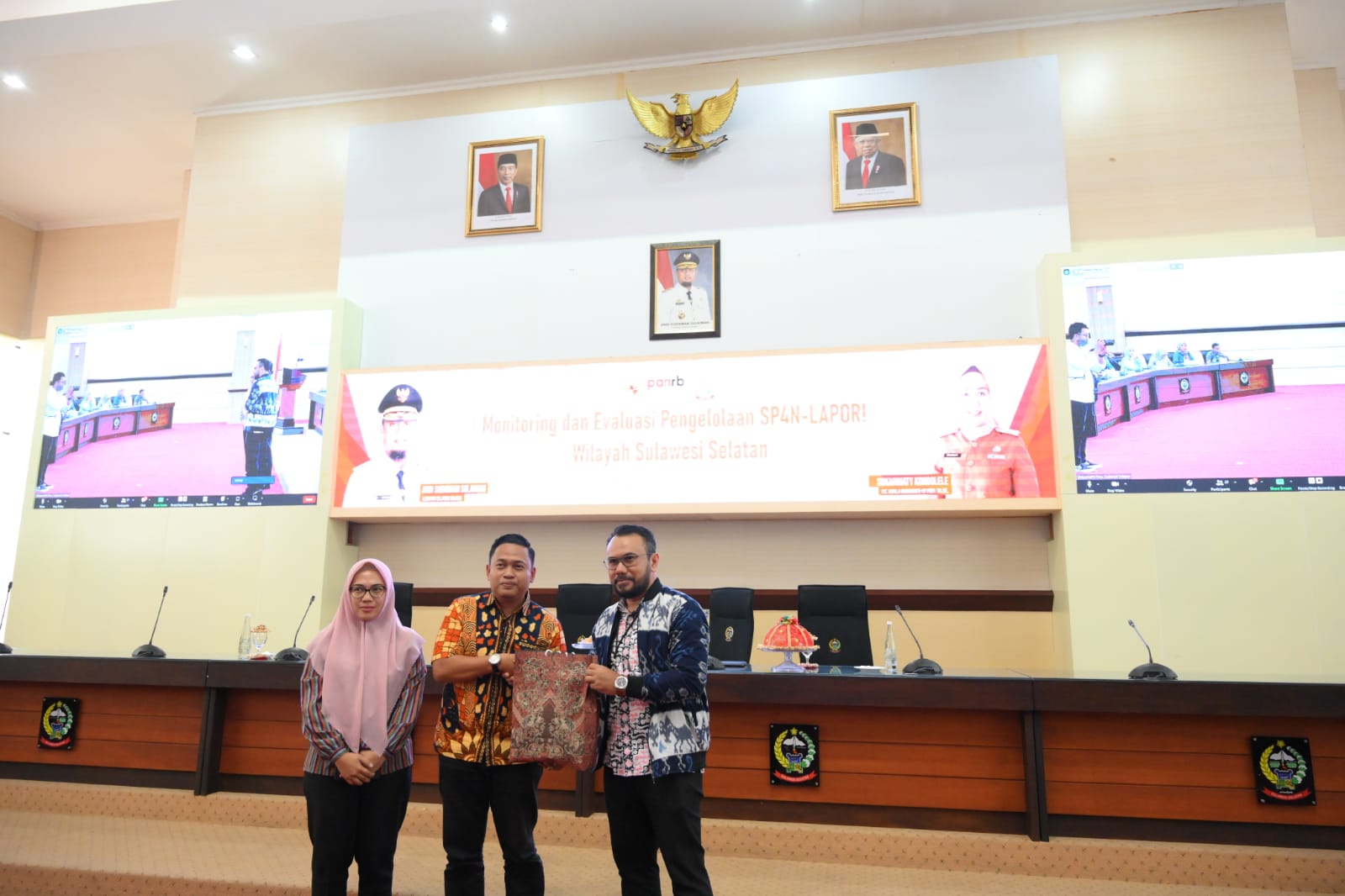 SP4N-LAPOR BARRU URUTAN PERTAMA DI SULAWESI SELATAN