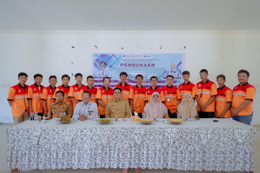 Bupati Barru Harap Peserta Pelatihan Jadi Pionir Pembuka Lapangan Kerja