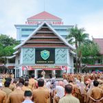 Pimpin Apel Pasca Libur Cuti Tahun 2024 ,Bupati Barru: Kinerja Tahun Lalu Relatif Bagus