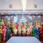 Menyambut Hari Jadi Barru Ke-64, TP PKK Kabupaten Barru menggelar Lomba Fashion Show Baju Bodo To Riolo Antar Ketua TP PKK Kecamatan, Desa dan Kelurahan