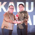 Bupati Barru terima Penghargaan pada CNN Indonesia Awards 2024