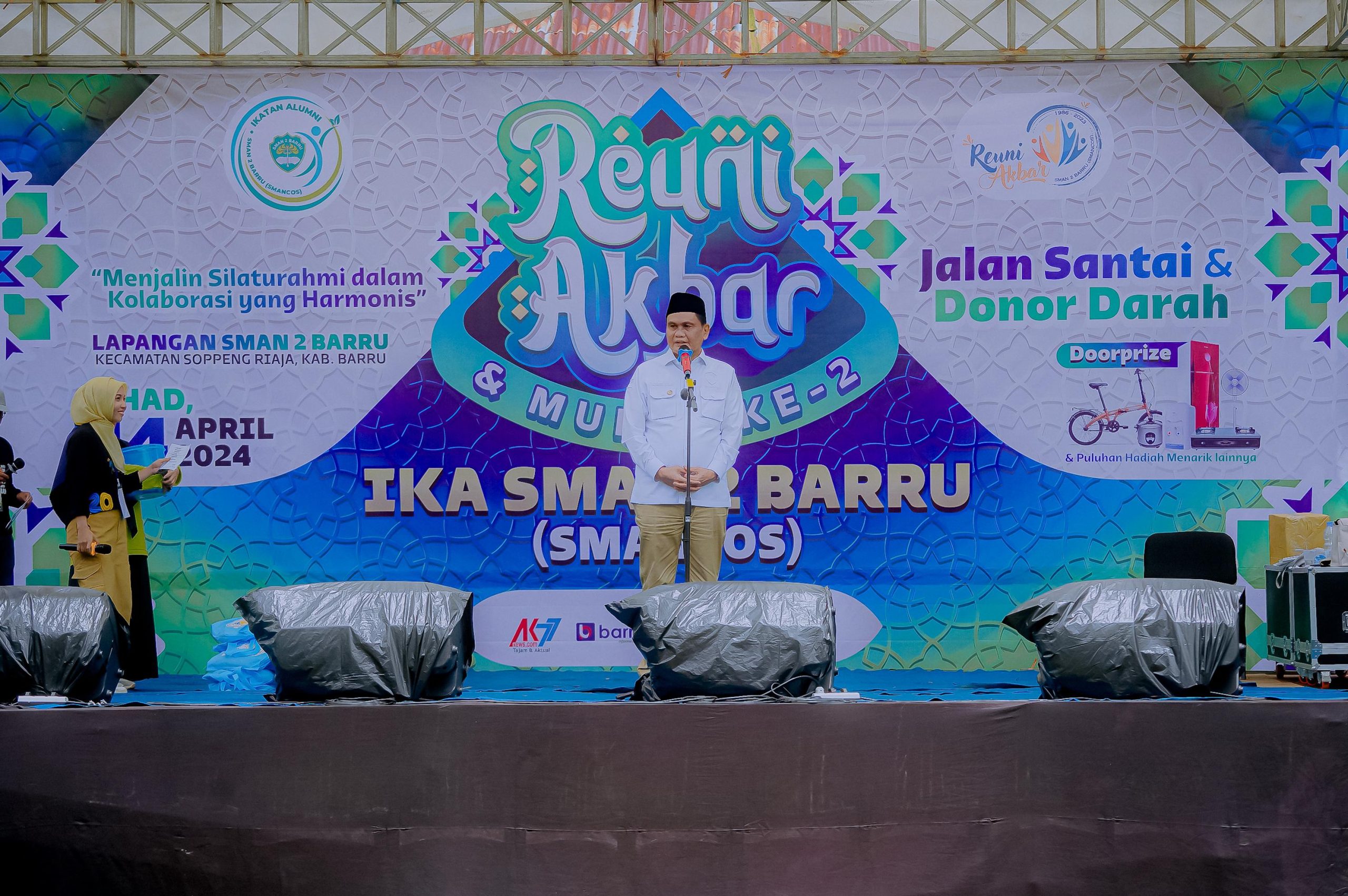 Hadiri Reuni Akbar dan Mubes 2 IKA SMAN 2 Barru, Bupati Barru : Selamat Bereuni dan Pengurus yang terpilih agar Amanah