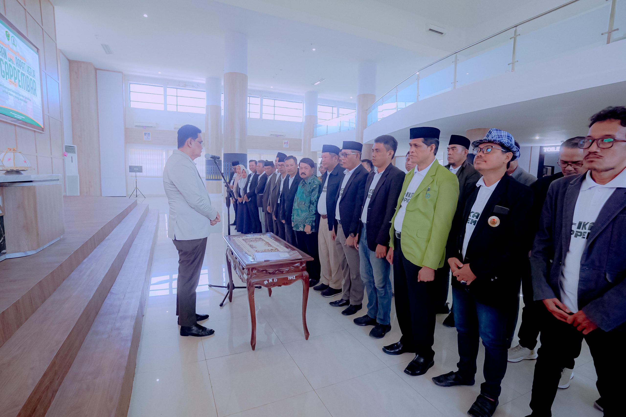 Suardi Saleh Lantik Pengurus IKA GAPPEMBAR 2023-2026