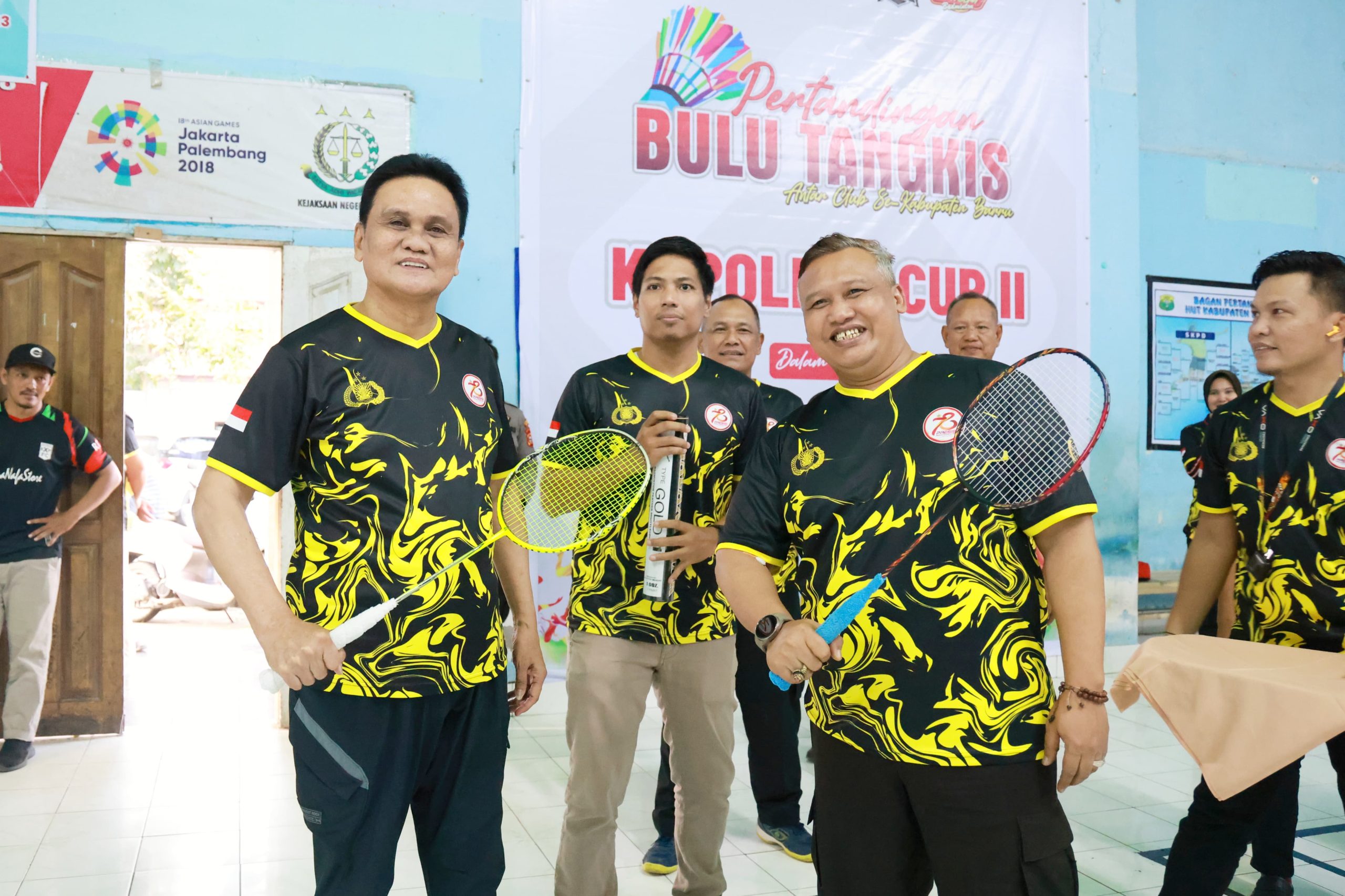 Bupati Barru Ir. H. Suardi Saleh, M.Si membuka Kejuaraan Bulutangkis Kapolres Cup II 2024.