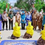 Disambut Tari Paddupa, Dokter Ulfah : Desa Binuang Tunjukkan Totalitas Mengikuti Lomba Desa