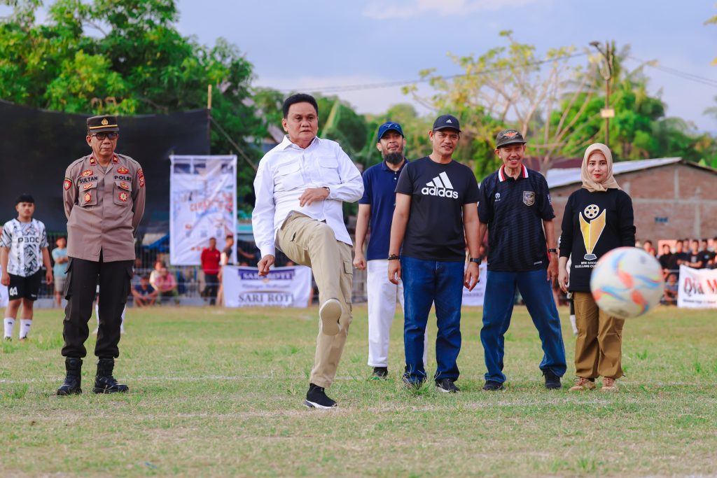 Diikuti 24 Club, Suardi Saleh Buka Turnamen Mini Soccer Cilellang Cup II Tahun 2024