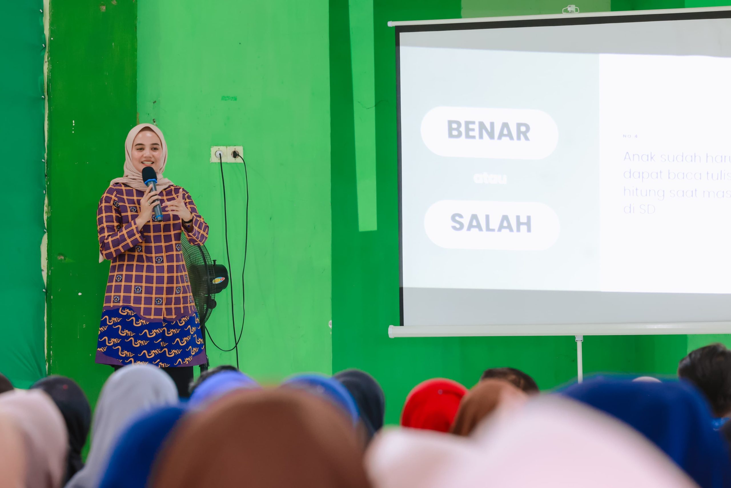 Bunda PAUD Menjadi Pemateri Workshop Transisi USAID-SD Yang Menyenangkan