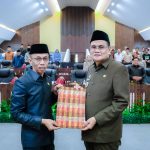 Bupati Barru Tand Tangani Nota Kesepakatan KUA-PPAS APBD T.A 2025