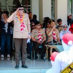 Semarak Kemerdekaan, Bupati Barru Terima Peserta Gerak Jalan Tingkat SD dan SMP