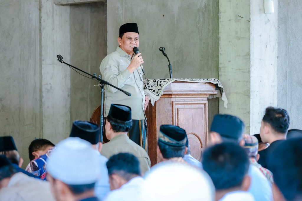 Shalat Jumat di Lisu, Suardi Saleh: Jangan Sampai Pilkada Buat Kita Bermusuhan
