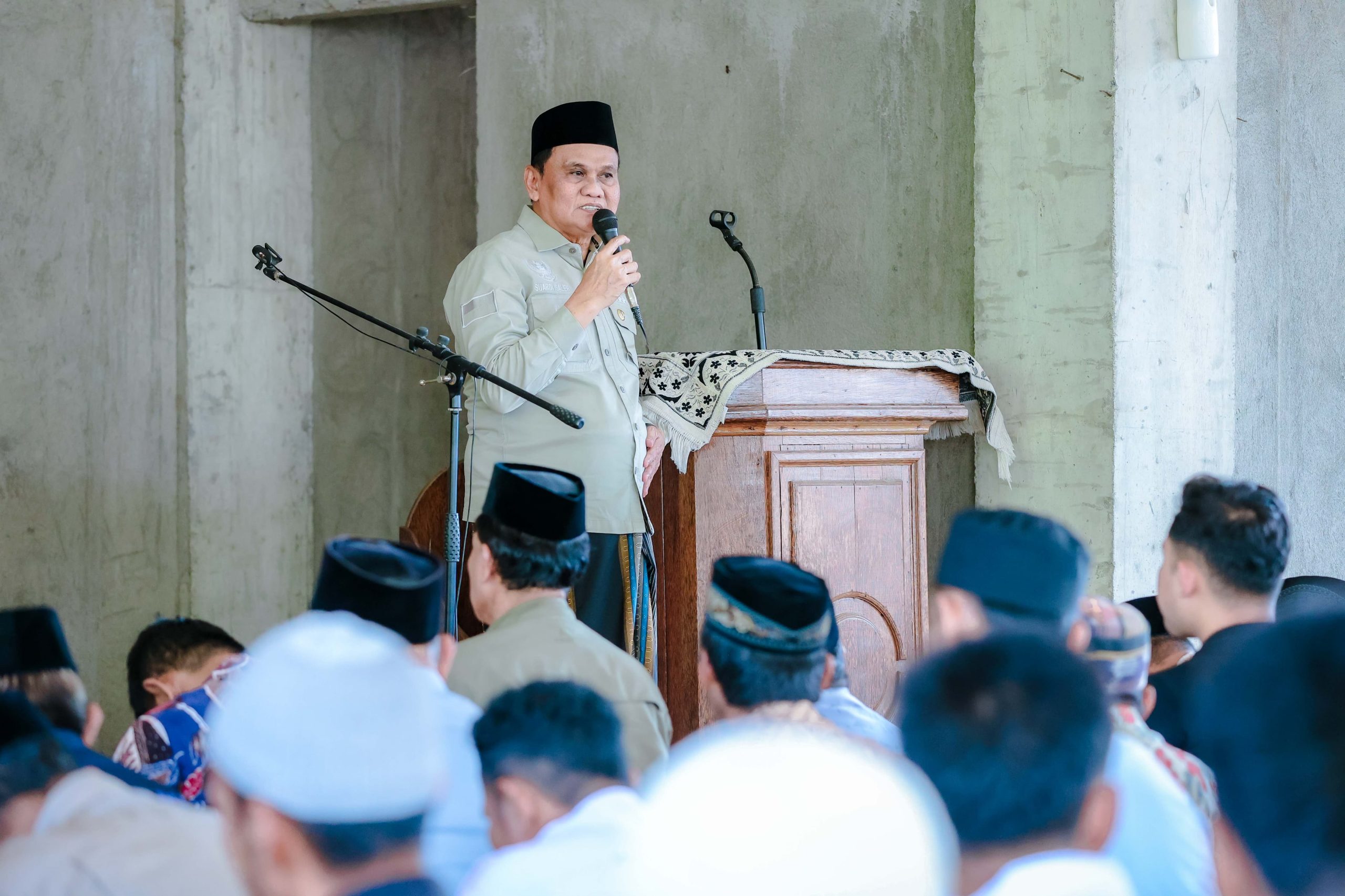 Shalat Jumat di Lisu, Suardi Saleh: Jangan Sampai Pilkada Buat Kita Bermusuhan