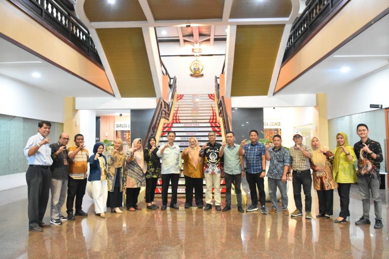 Pemkab Barru Percepat Pembenahan Layanan Informasi Publik, KI Sulsel Beri Apresiasi