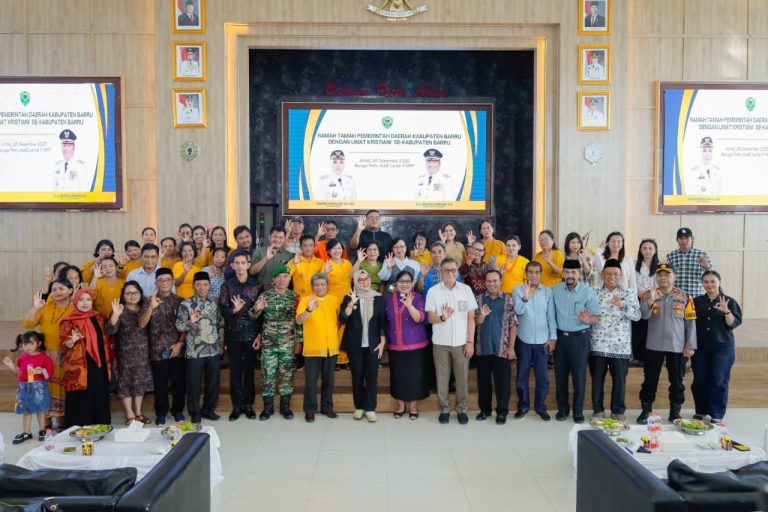 Bupati Barru Pastikan Pemerintah Hadir Menjamin Kebebasan dan Keamanan Beribadah