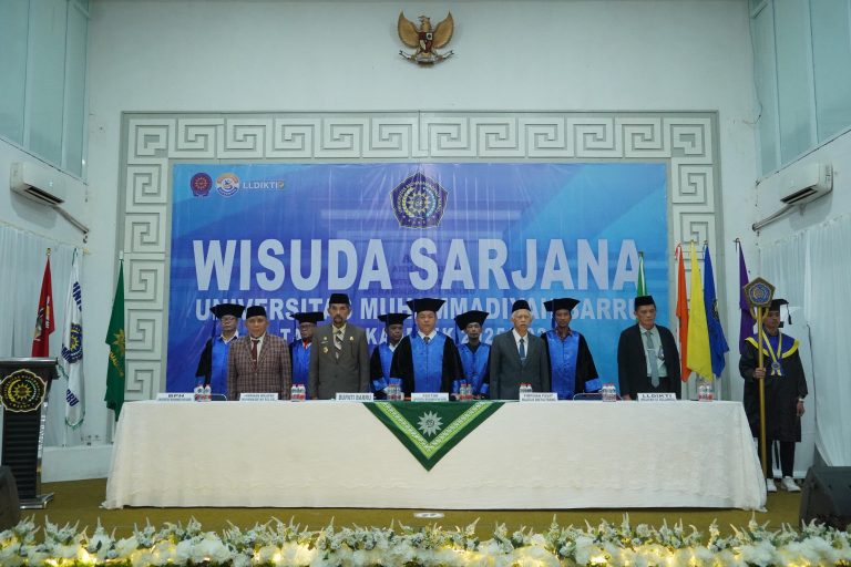 Wisuda Sarjana XXVI UMB, Pj Sekda Barru Tekankan Peran Alumni dalam Pembangunan Daerah