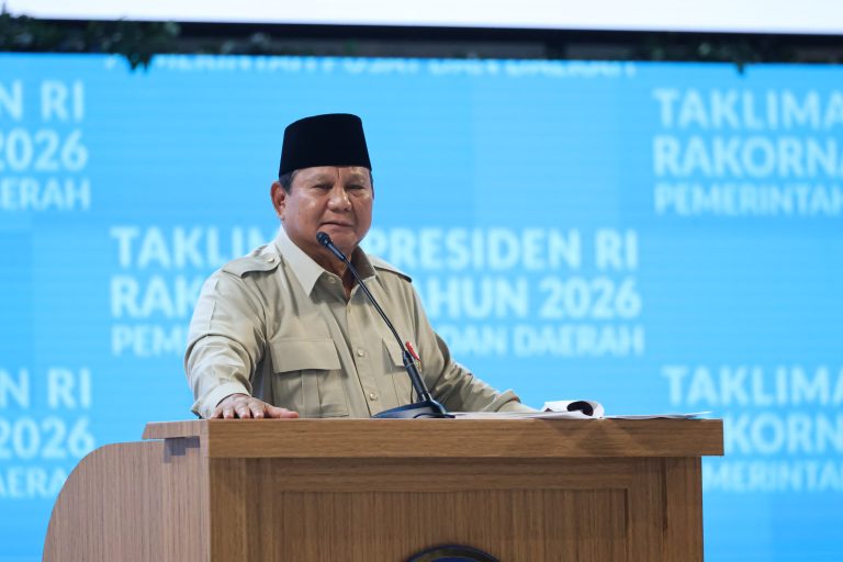 Prabowo Ingatkan Kepala Daerah Banyak Warga Kesulitan Hidup, Harus Berjuang Hilangkan Kemiskinan
