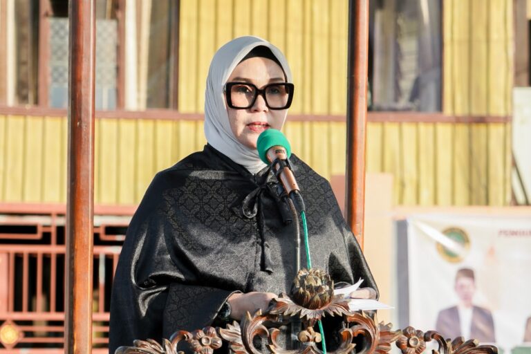 Gelar Salat Iduladha di Mallusetasi, Bupati Barru Mulai Tradisi Baru Dekatkan Diri ke Warga