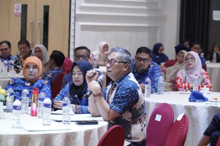 👉 Menuju Ending AIDS 2030, Wabup Abustan Dorong Penanggulangan HIV-AIDS Terintegrasi di Sulsel